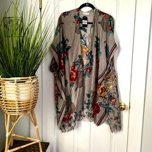 Beautiful piece I found in a boutique while traveling in Savannah! NWT!